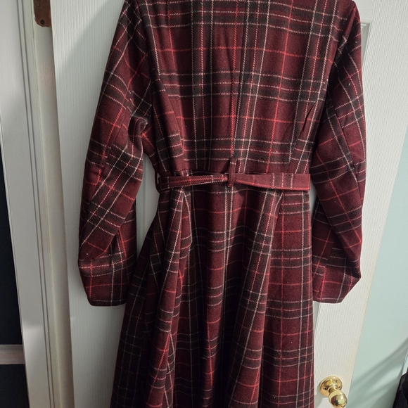 NWOT Torrid Burgundy Plaid Softest Tie Front Coat- Size 2x - Picture 11 of 13